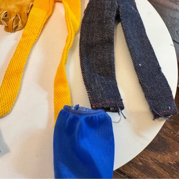 Vintage Barbie doll style clothing top overalls pants skirt leggings  bundle - Picture 6 of 6